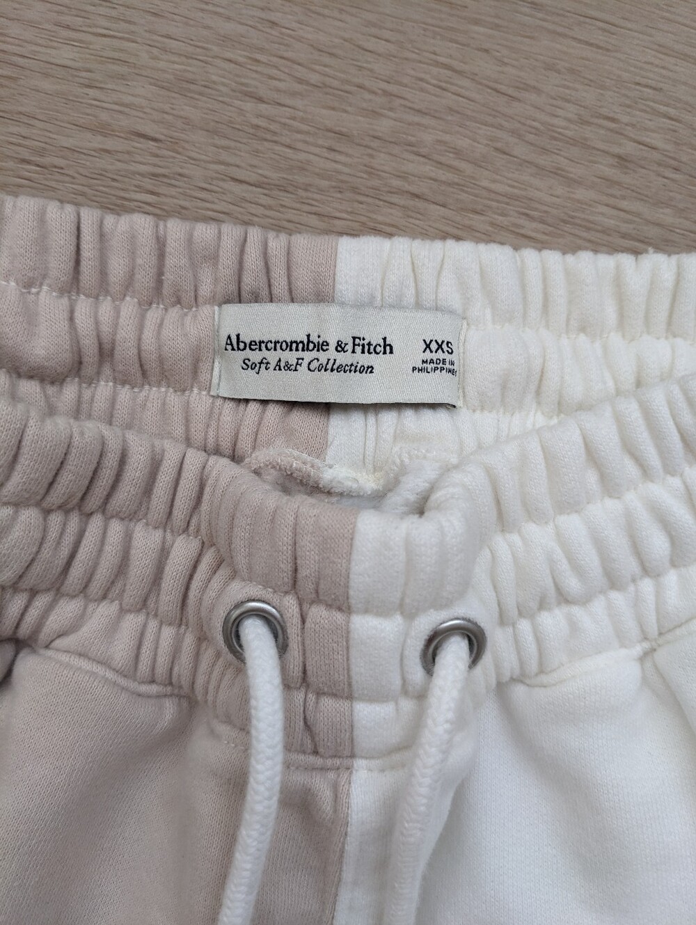 Abercrombie & Fitch Patchwork Colorblock White And Beige Sweatpants Joggers - Picture 3 of 5
